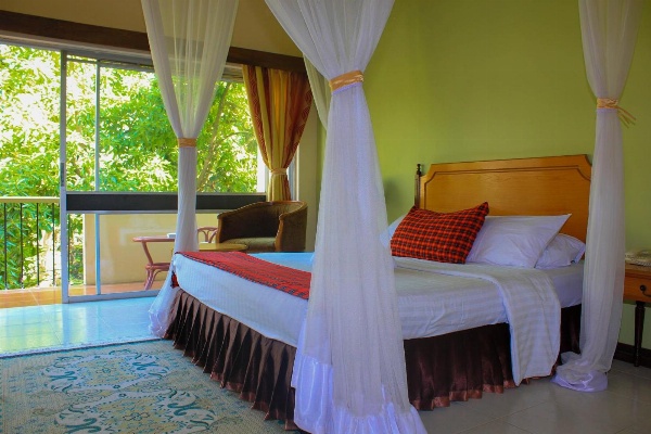 Equator Hotel image 1
